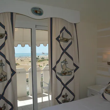 Alexander קאורלה